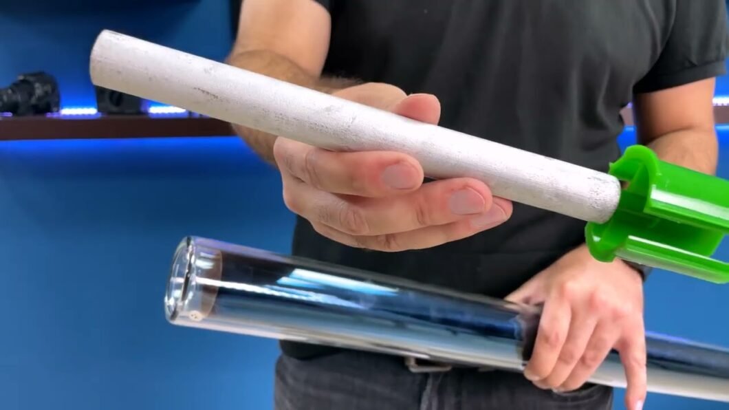 Para que sirve la barra de magnesio en un calentador solar
